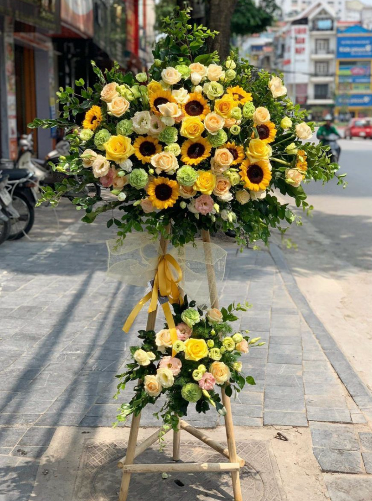 Lẵng Hoa Chúc Mừng - HCM0384
