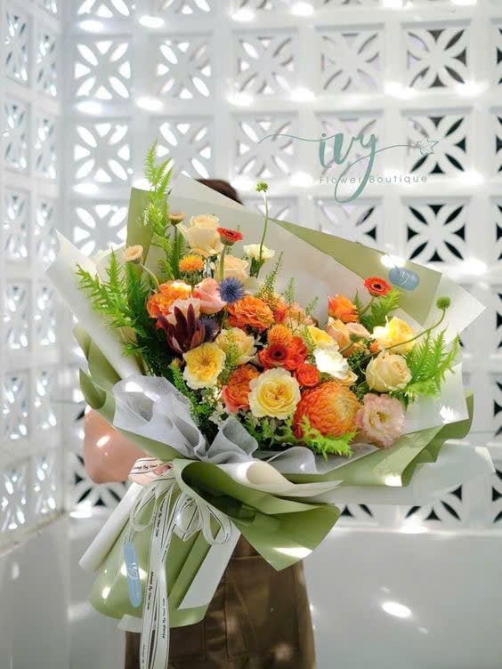 Bó Nhẹ Nhàng Sắc Hoa - HCM0233