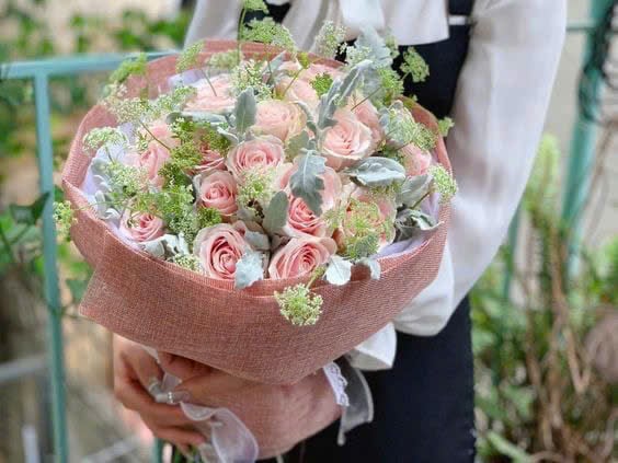 Bó Nhẹ Nhàng Sắc Hoa - HCM0236