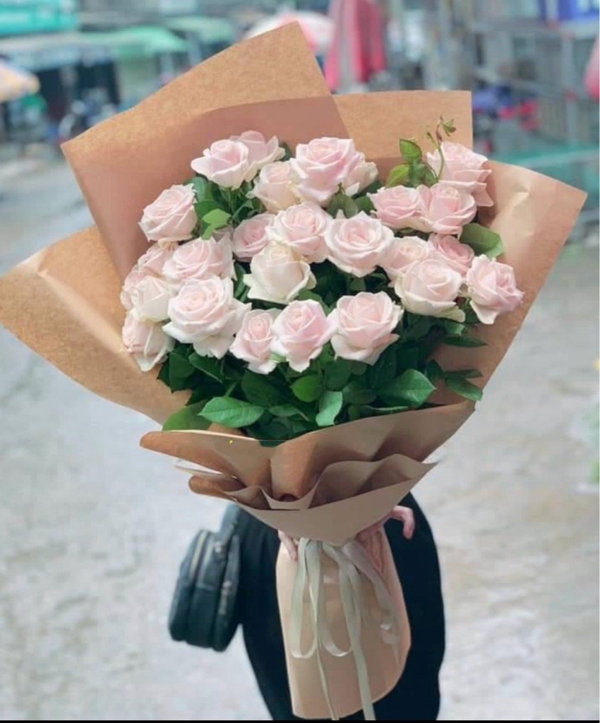 Bó Hoa Vườn Hồng - HCM009