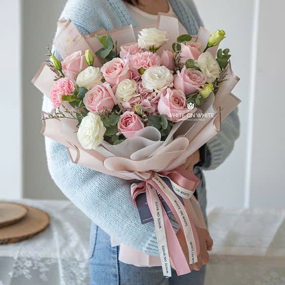 Bó Hồng Mộng Mơ - HCM045