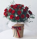 Giỏ Hồng Đỏ Yêu Thương - HCM035